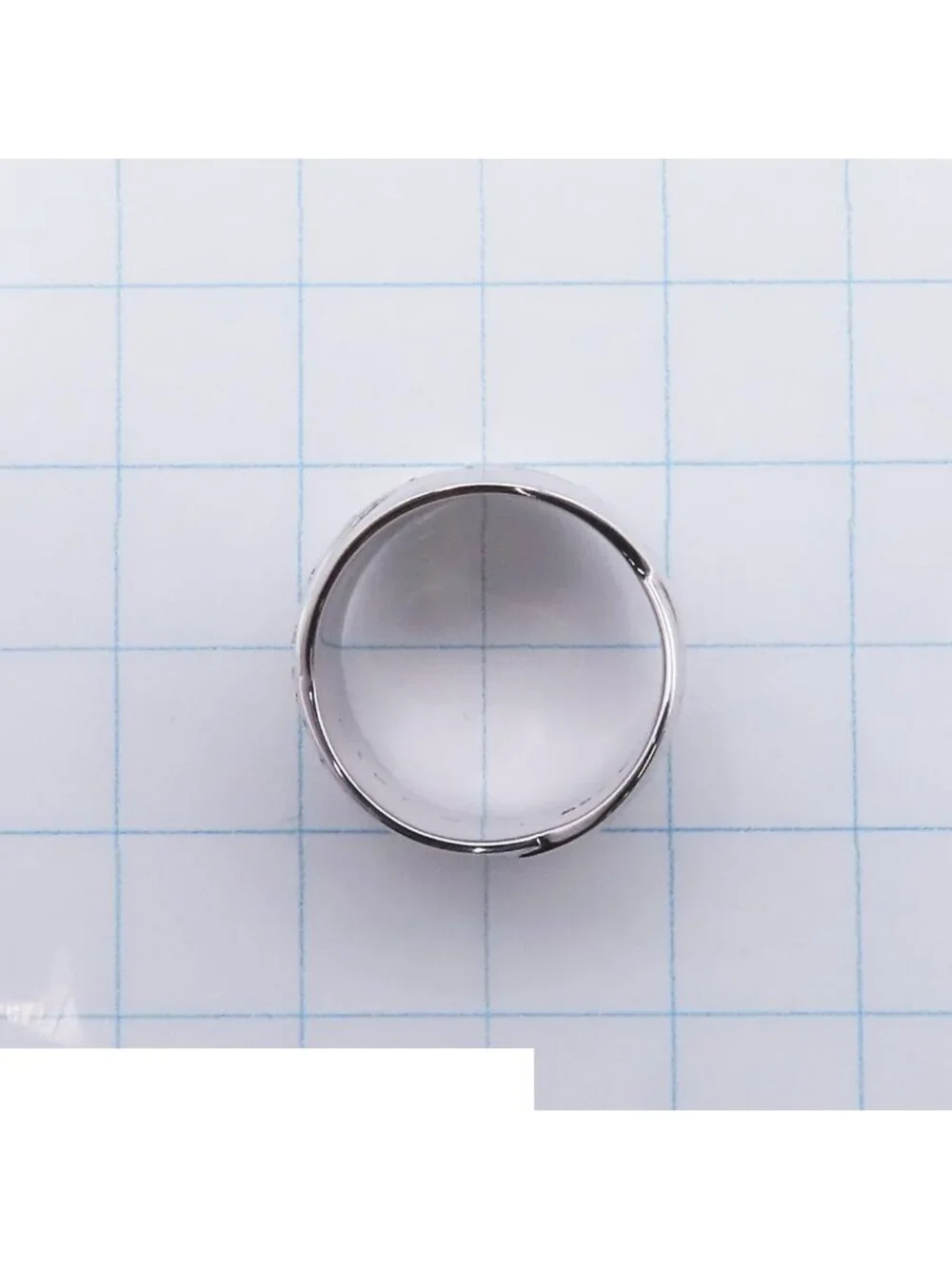 Chanel Boldic White Gold 18K Diamond Ribbon Ring